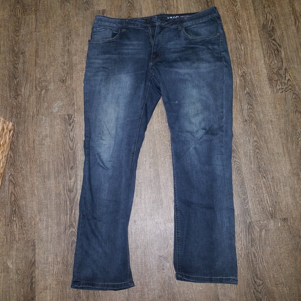IZOD Blue Jeans Comfort Stretch - Size 38x32